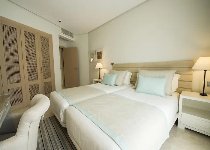 Hotel Terrazas De Abama