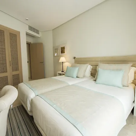 Hotel Terrazas De Abama